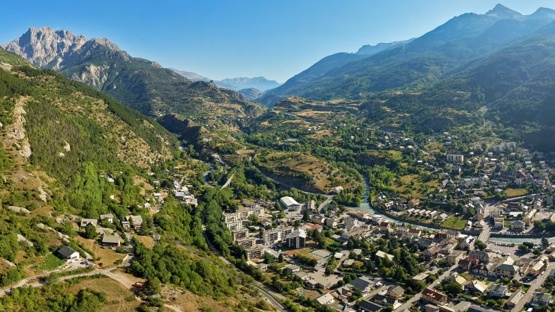 Argentiere Haute alpes Briancon drone